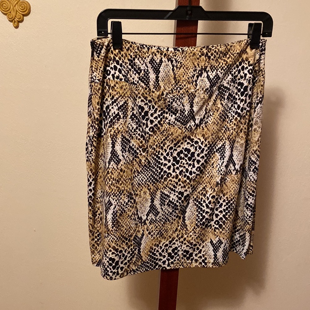 Python Print Skirt - Picture 2 of 2